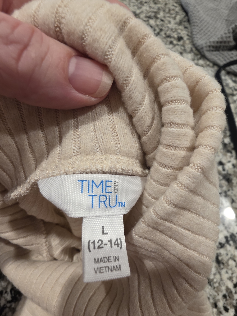 Time and Tru Ribbed Cream Long Sleeve Top - L